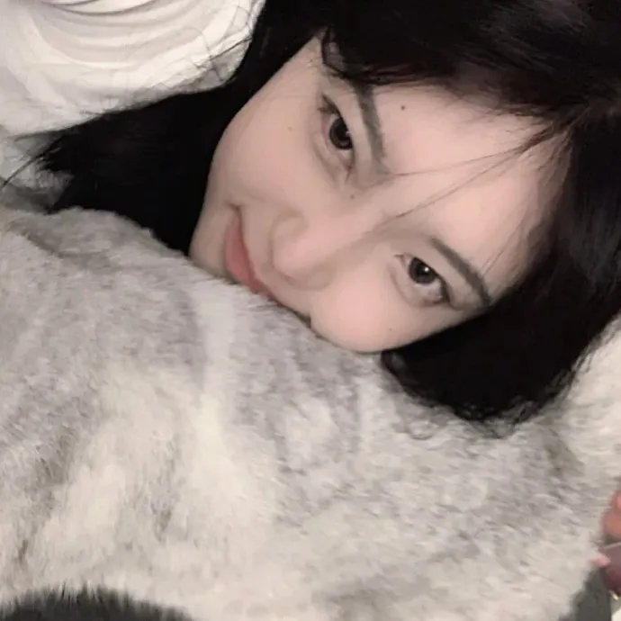 为了苟命我伪装失忆权臣白月光